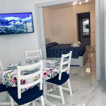 The Cove 1.3Km From Beach Formia Exterior foto